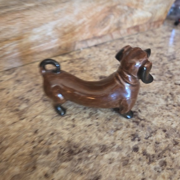 VINTAGE SHORT-TAILED DOXIE DACHSHUND Weiner Dog PORCELAIN DOG FIGURINE - JAPAN - Picture 3 of 10